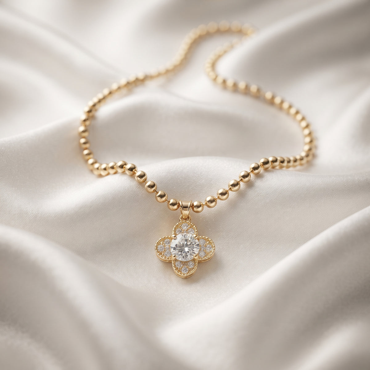 Four-Leaf Clover Solitaire Ball Chain Necklace – 18K Gold Plated Lucky Charm