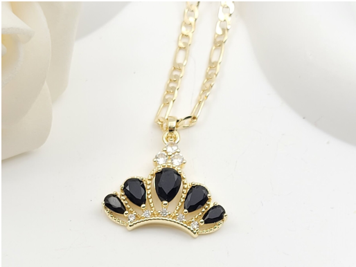 Regal Black Pear-Cut Zircon Crown Pendant Necklace