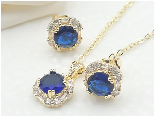 Elegant Zircon Halo Pendant Necklaces & Stud Earrings Set (Colours Available)
