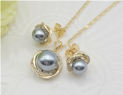 Sophisticated Grey Pearl & Interlocking Zircon Halo Pendant Necklace & Stud Earrings Set
