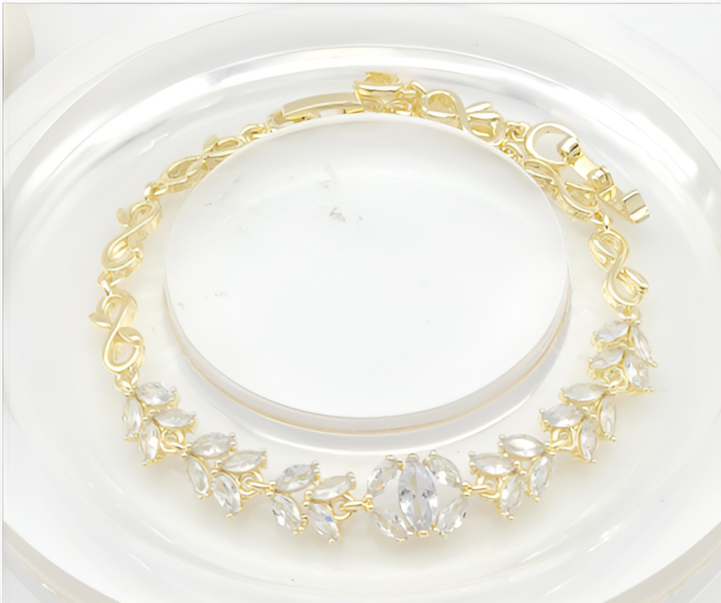 Exquisite Marquise Zircon Leaf Cluster Chain Bracelet