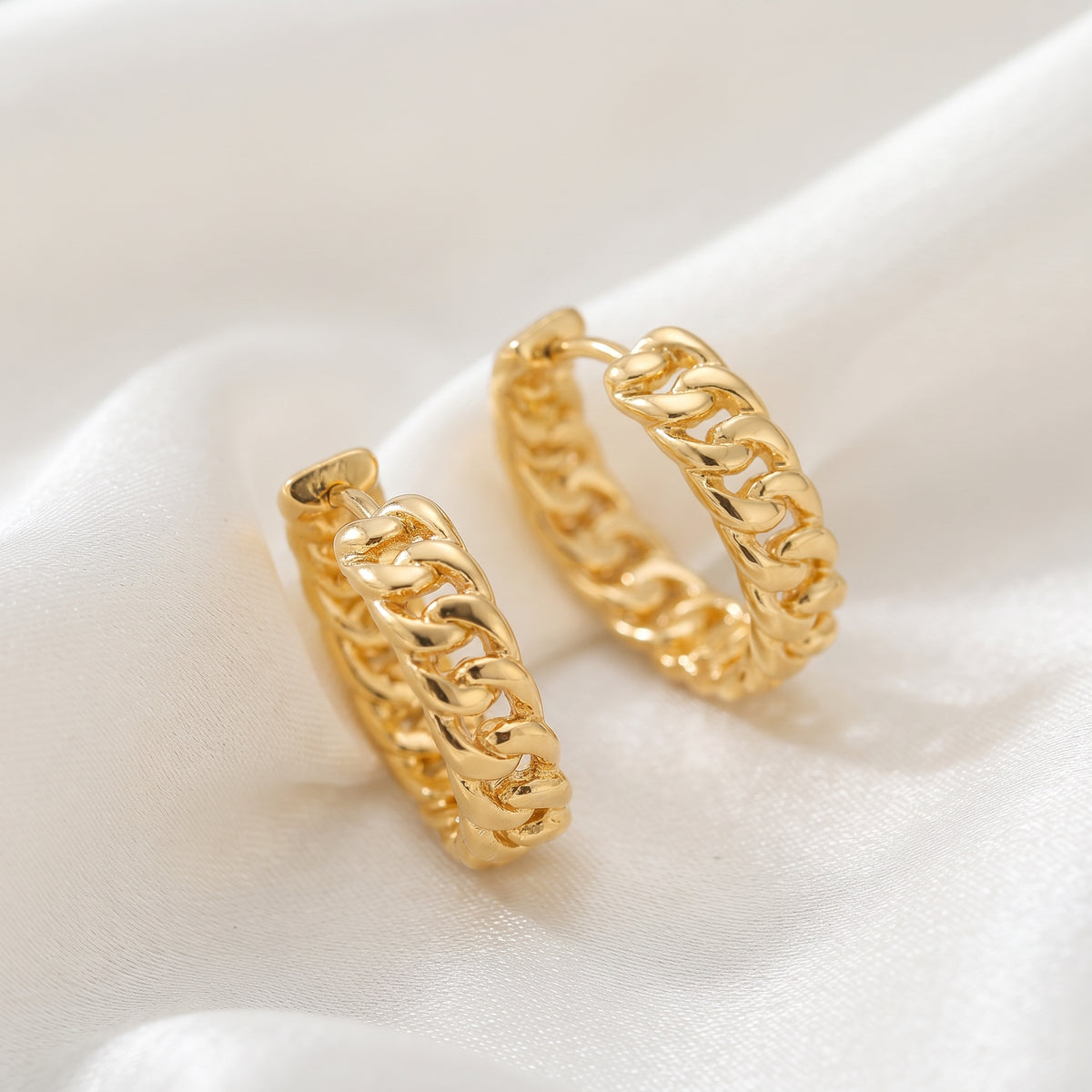 Chunky Cuban Link Hoop Earrings – 18K Gold Plated Bold Statement Huggies