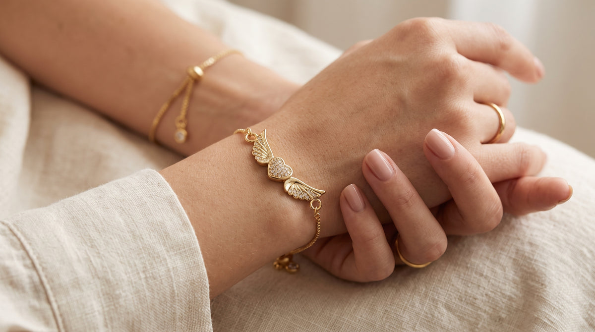 Luxury Zircon Angel Wings Heart Adjustable Bracelet – 18K Gold Plated