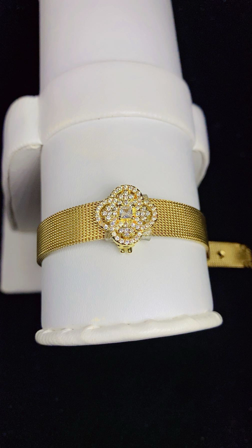 Sparkling Clover Flower Zircon Mesh Cuff Bracelet – 18K Gold Plated Statement Wristwear for Women