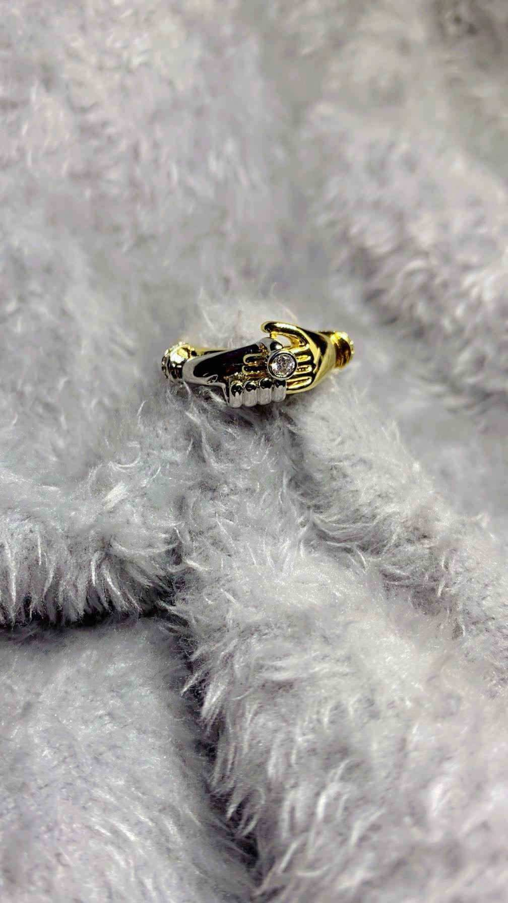 Two-Tone Hugging Hands Crystal Ring – Adjustable Embrace Band