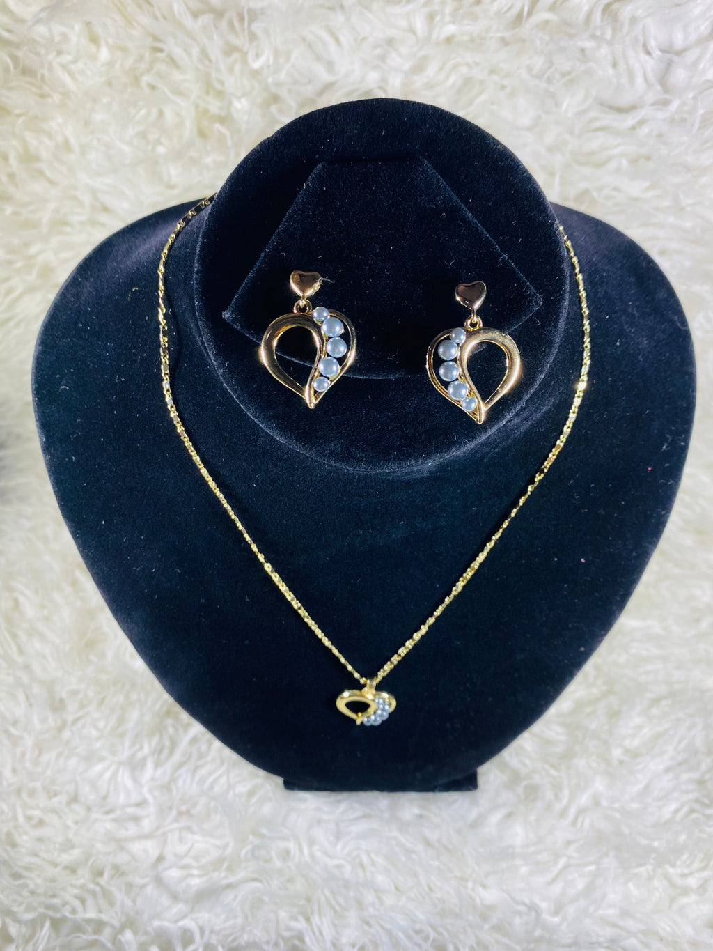 Grey Pearl Heart Pendant Necklace & Earring Set – 18K Gold Plated Elegant Jewellery
