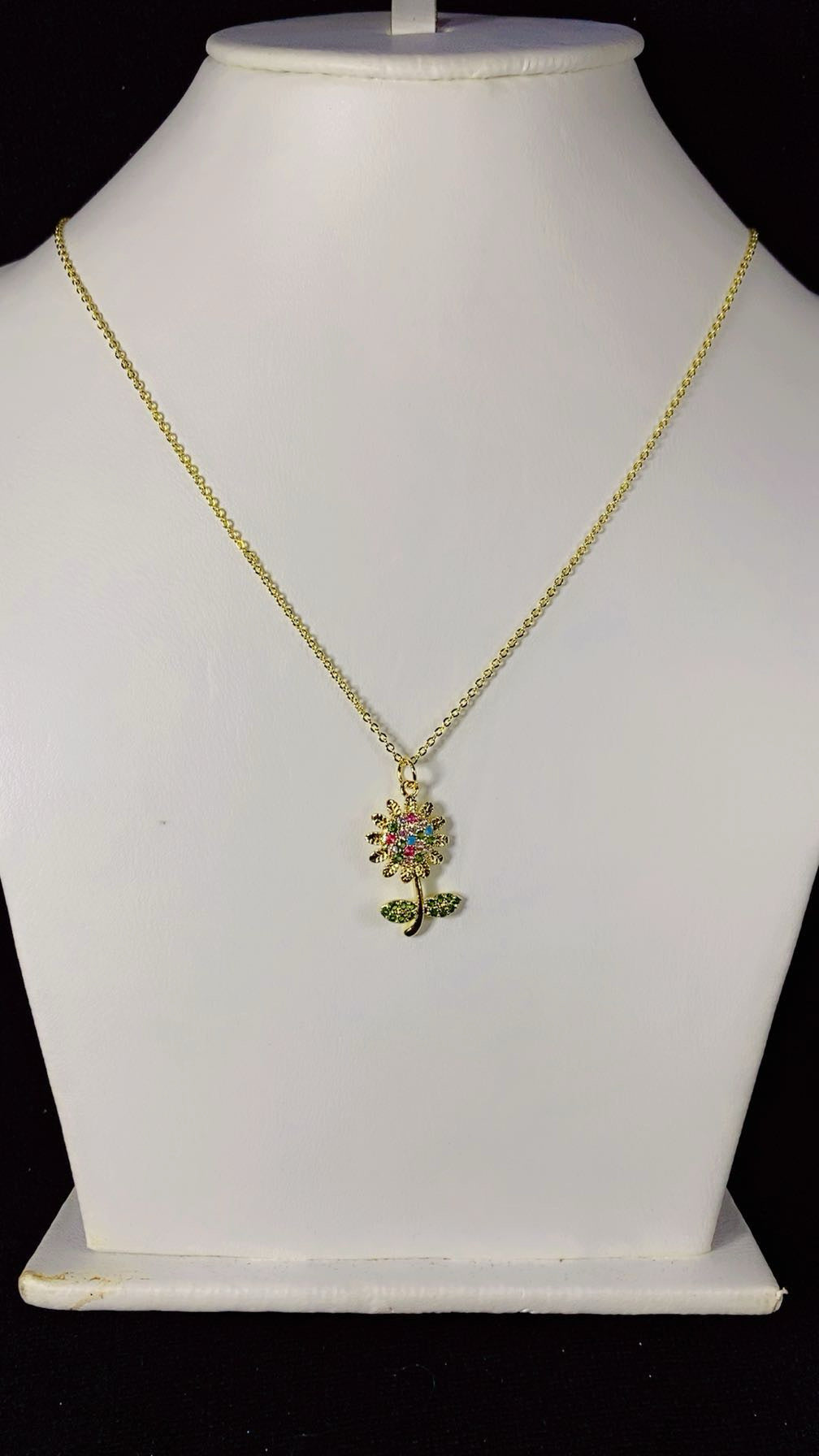 Vibrant Multi-Color Crystal Flower Pendant Necklace – 18K Gold Plated 3A Premium Zircon Link Chain