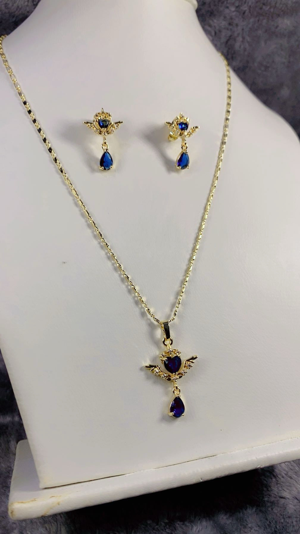 Gold-Plated Blue Zircon Heart Wings Pendant Necklace and Earring Set