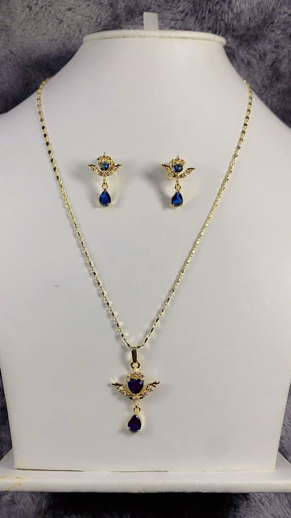 Gold-Plated Blue Zircon Heart Wings Pendant Necklace and Earring Set