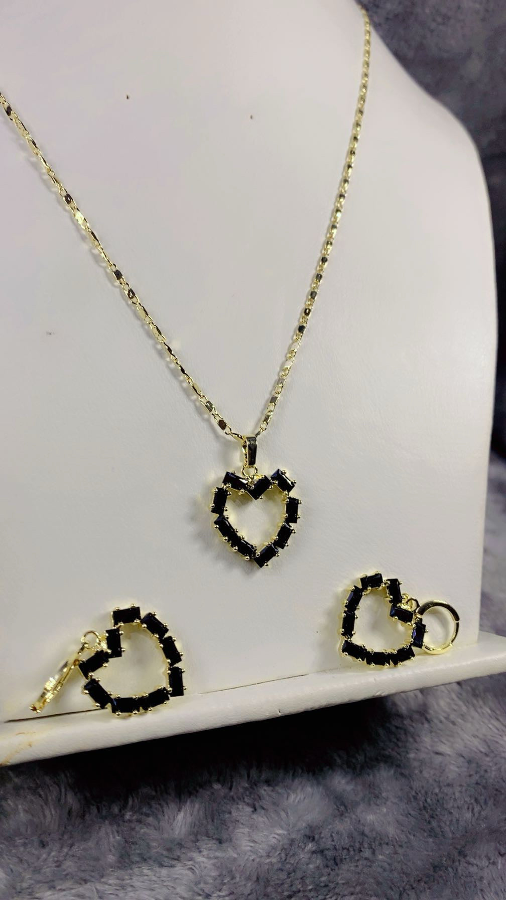 Edgy Black Baguette Zircon Heart Pendant Necklace & Matching Drop Earrings Set