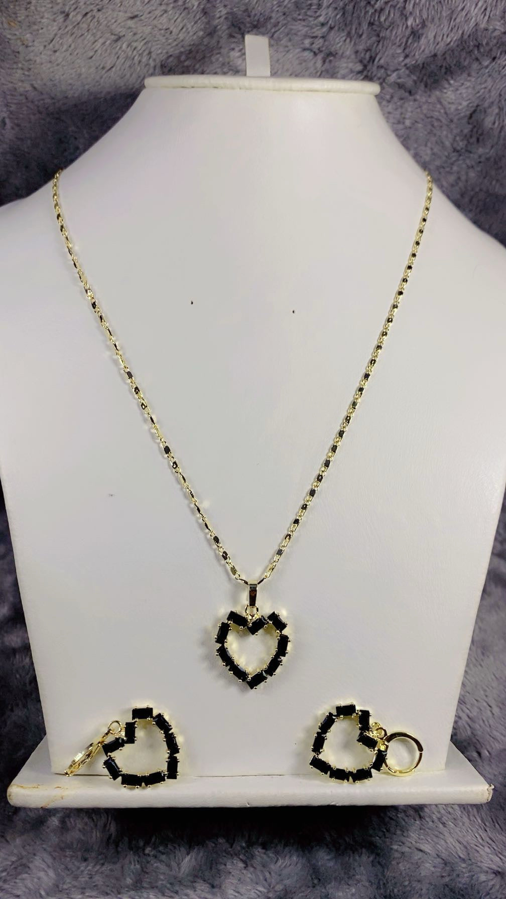 Edgy Black Baguette Zircon Heart Pendant Necklace & Matching Drop Earrings Set