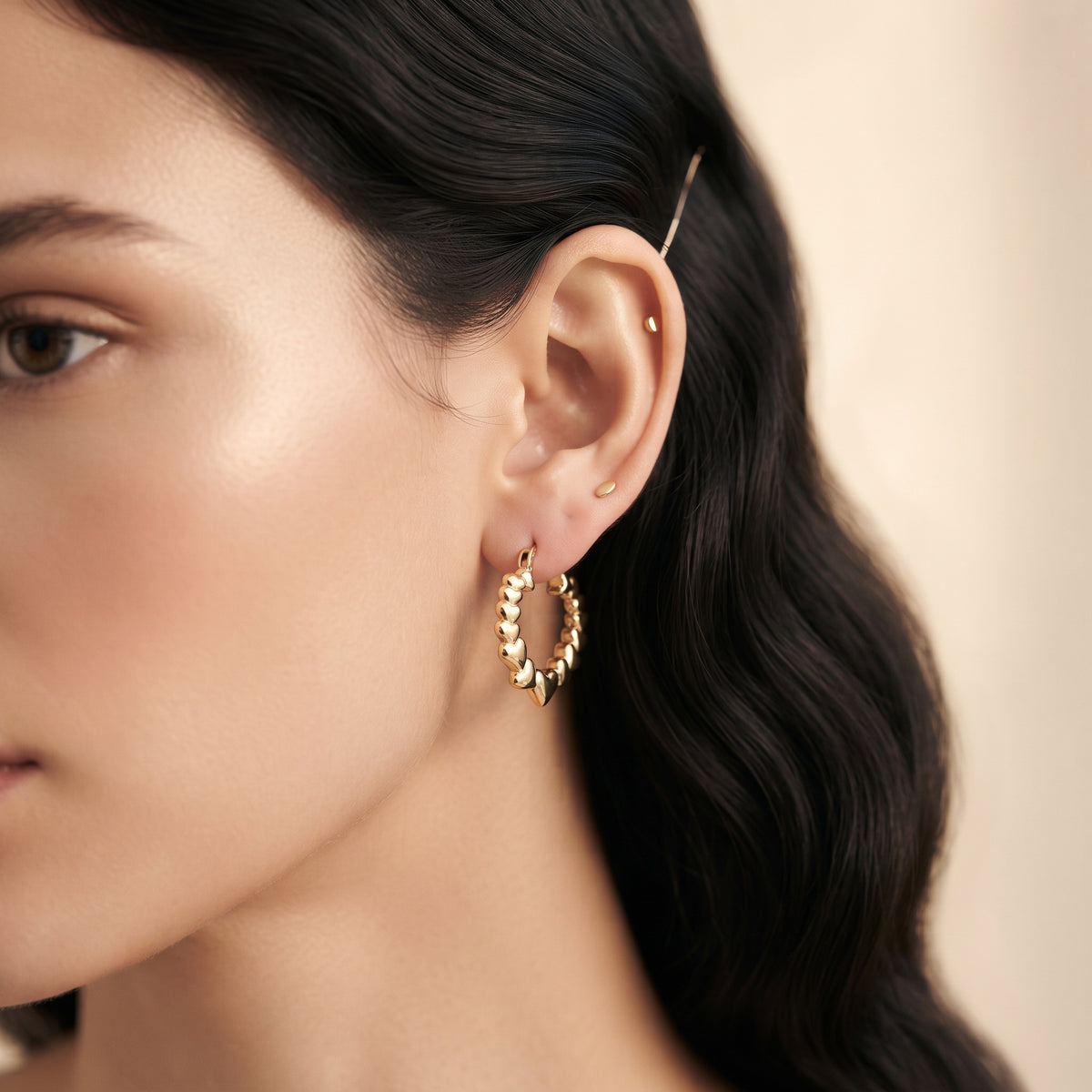 Romantic Connected Hearts Huggie Hoop Earrings-18K Gold Plated