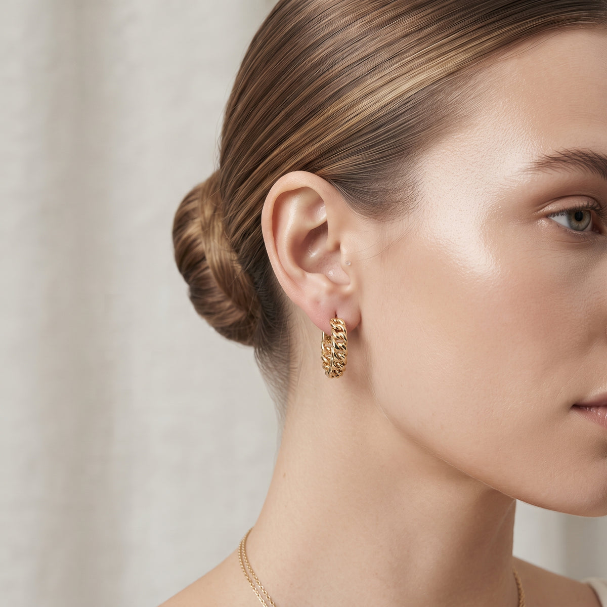 Chunky Cuban Link Hoop Earrings – 18K Gold Plated Bold Statement Huggies