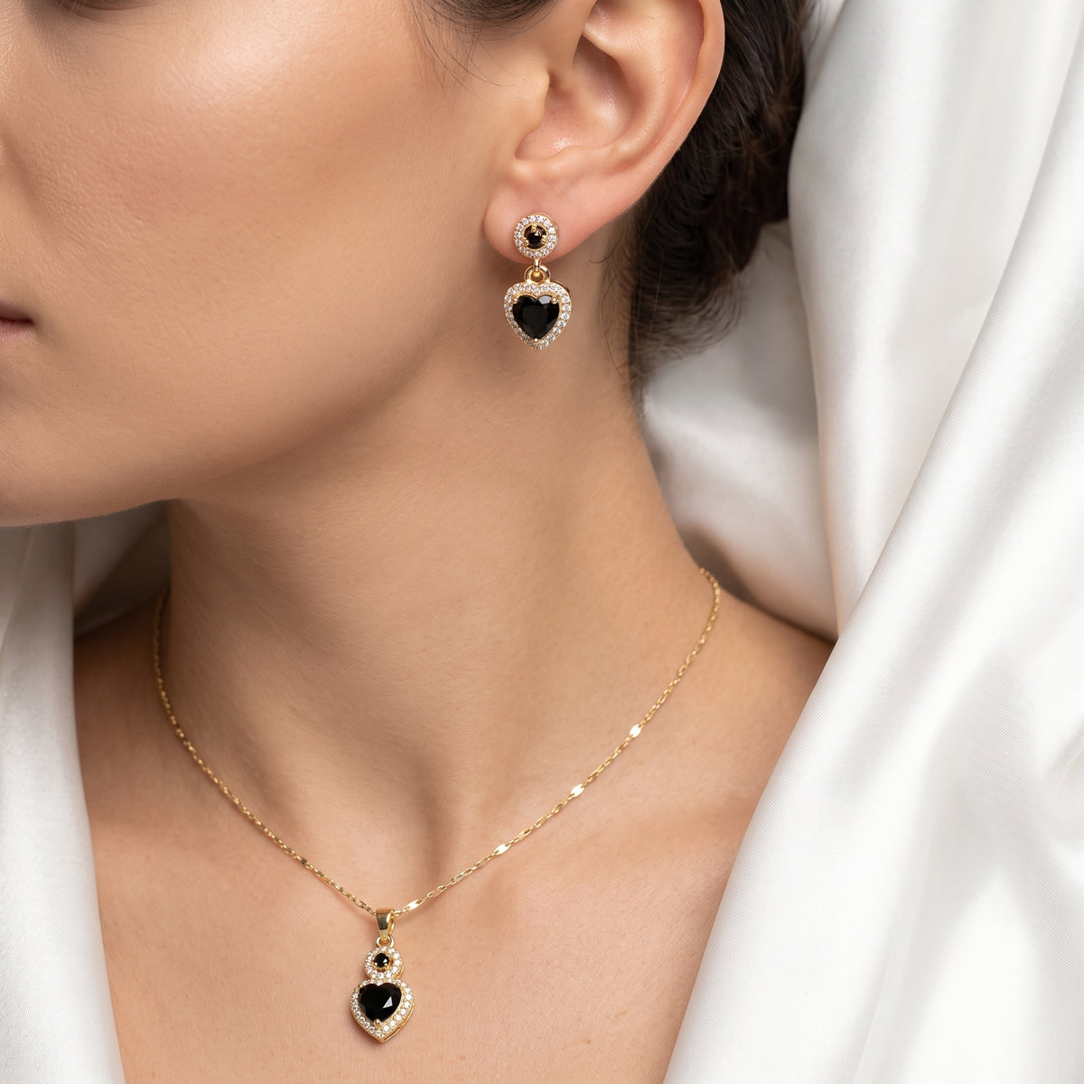Gold-Plated Black Zircon Heart Pendant Necklace and Earring Set
