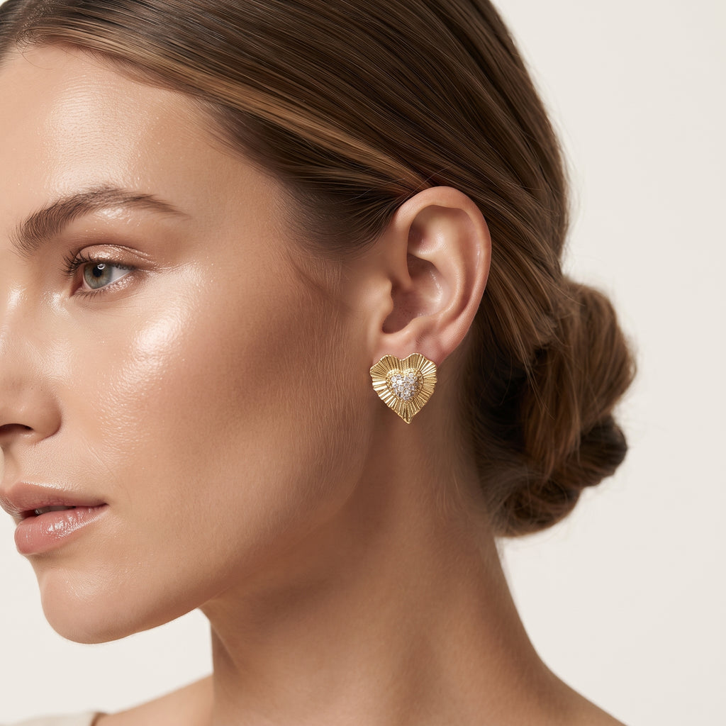Radiant Sunburst Pavé Heart Stud Earrings – 18K Gold Plated Crystal