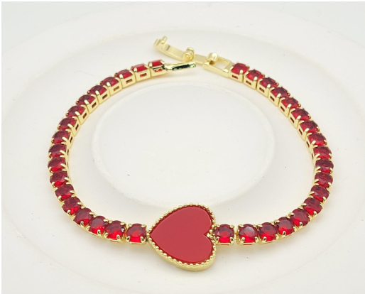 Imported Luxury Heart Centerpiece Bracelet – 18K Gold Plated Zircon Chain Bracelet for Women