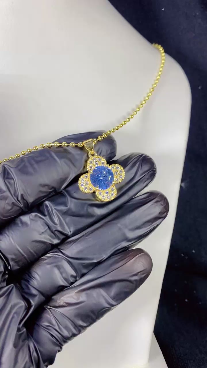 Four-Leaf Clover Solitaire Ball Chain Necklace – 18K Gold Plated Lucky Charm